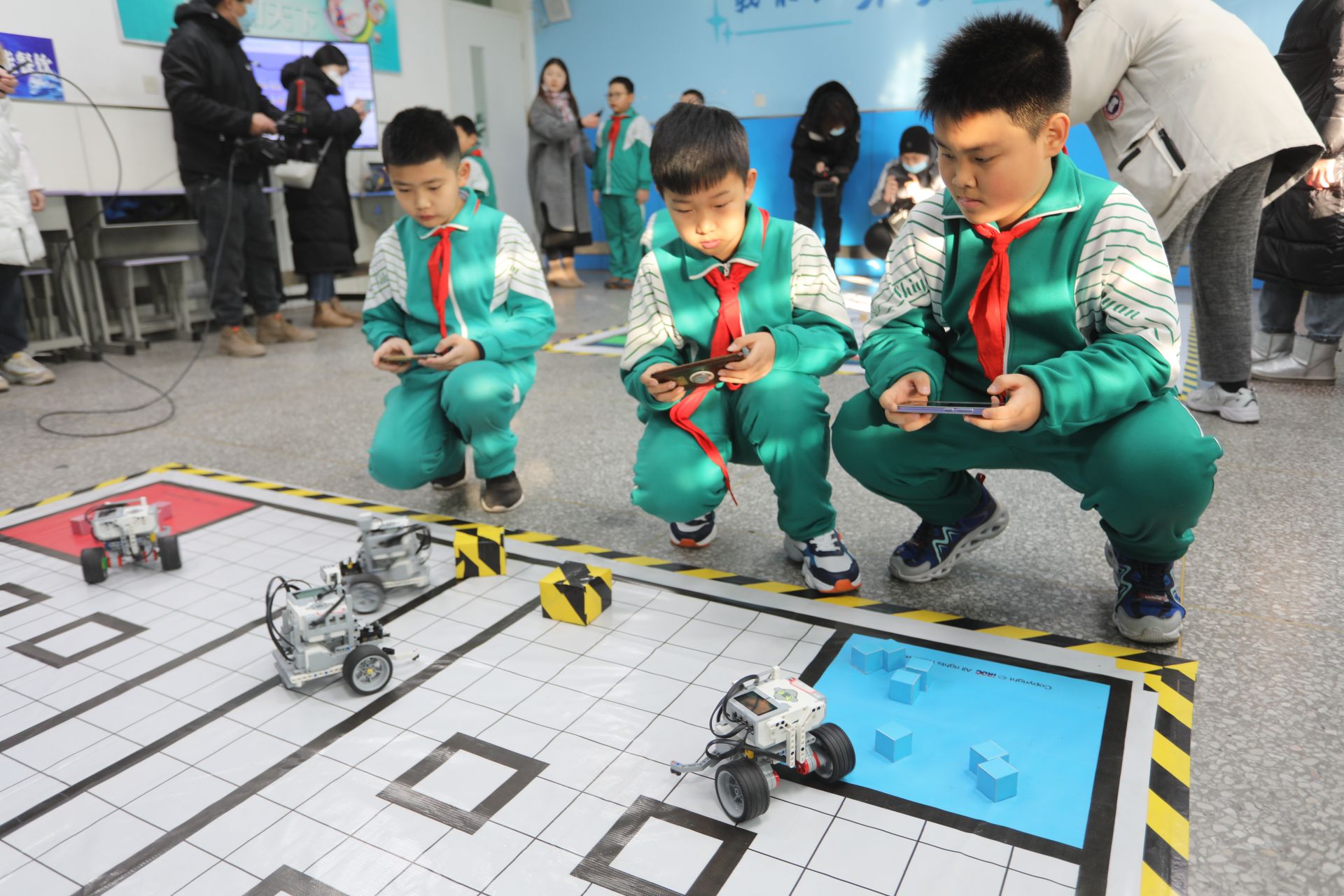 韶关原创音乐剧《春暖花开》惊艳羊城：一出好戏唱响驻村干部情深