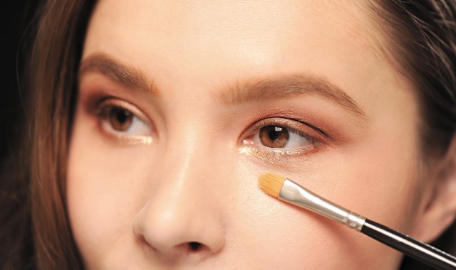 复宏汉霖(02696)肺癌研究成果引关注 HLX43数据成重要推动力 获花旗上调目标价至95港元